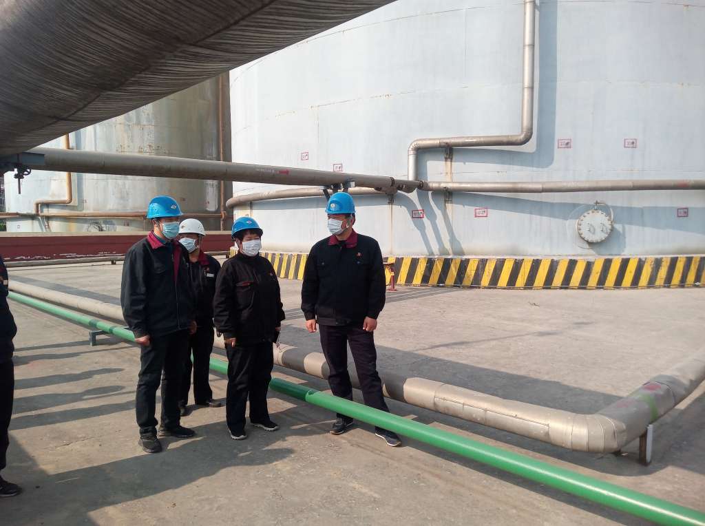 谈球吧官方网站领导班子成员参加重大危险源包联活动，提升公司本质安全管理水平